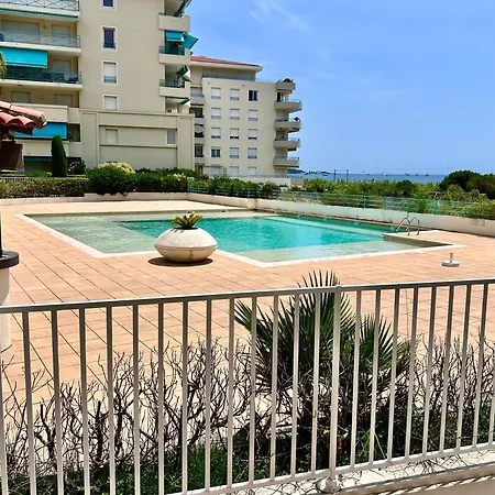 Antibes Les Pins 2 Pieces Terrasse Piscine *