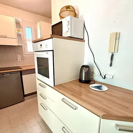 Апартаменти Antibes Les Pins 2 Pieces Terrasse Piscine *